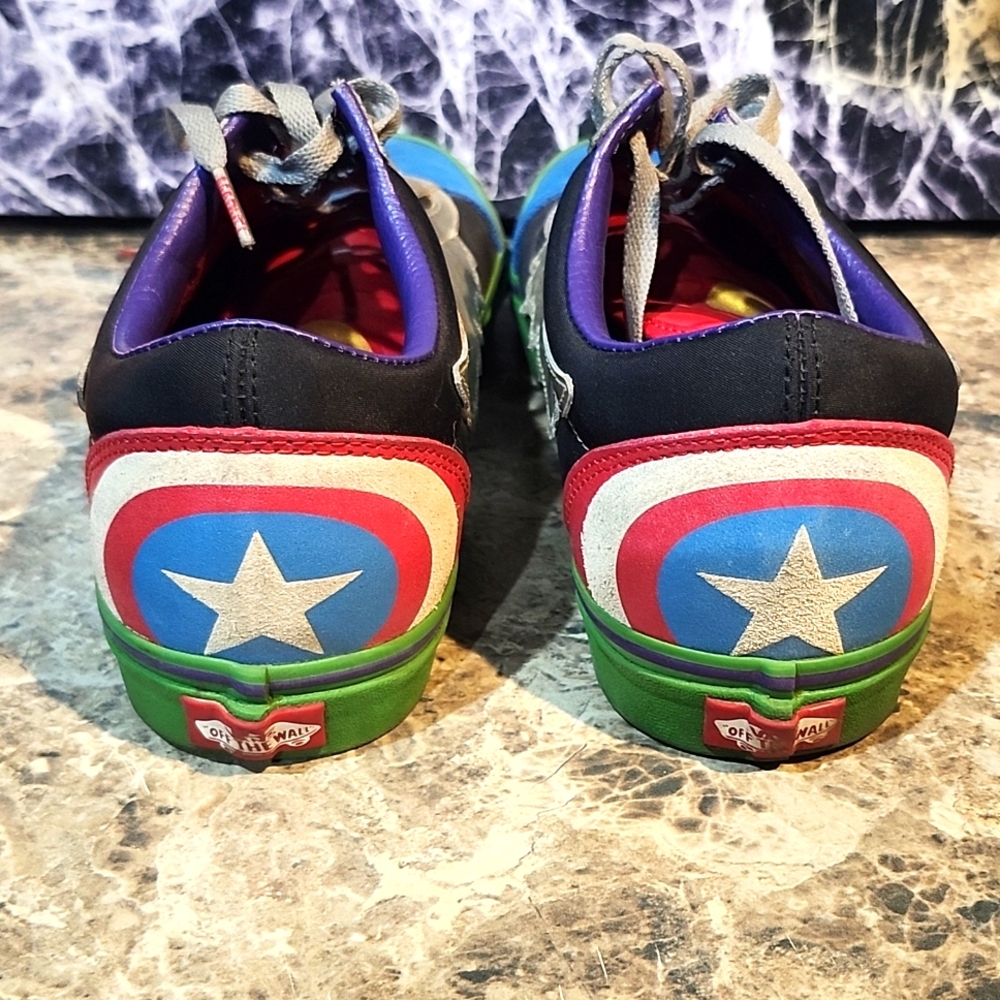Vans Old Skool MARVEL AVENGERS Edition
